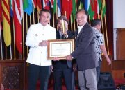 Penghargaan Tertinggi! Langkah Sukses Karawang Menjadi Kabupaten Informatif 2024