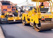 Trial Compact AC-WC Dorong Peningkatan Kualitas Jalan Arif Rahman Hakim di Karawang