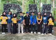 Mahasiswa UBSI Cikarang Bersihkan Eco Edu Park dan Tanam Pohon untuk Edukasi Lingkungan