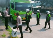 Polisi Temukan Dugaan Pelanggaran pada Dump Truk di Karawang