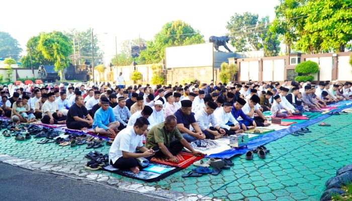Sholat Idul Adha di Polres Karawang Jadi Momentum Perkuat Kepedulian Sosial