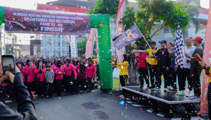 Hari Bhayangkara, Polres Karawang Gelar Bakti Sosial dan Kesehatan