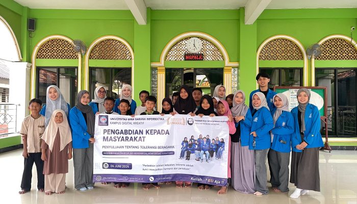 Mahasiswa UBSI Karawang Edukasi Toleransi Beragama kepada Santri