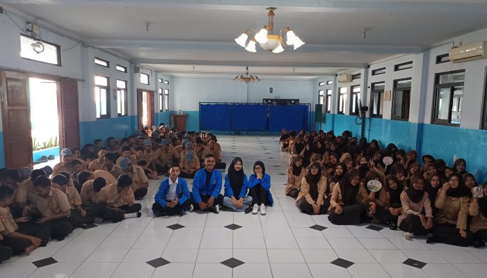 Mahasiswa UBSI Kenalkan Business Intelligence di SMK Texmaco Purwasari