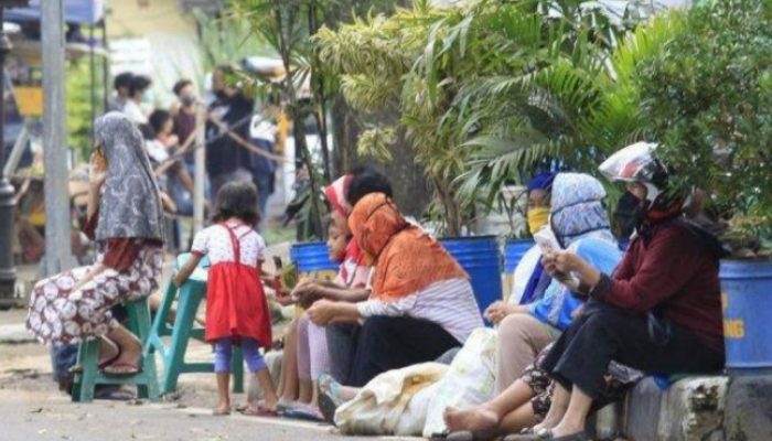 Karawang Jadi Tujuan Pendatang Pencari Nafkah Jalanan