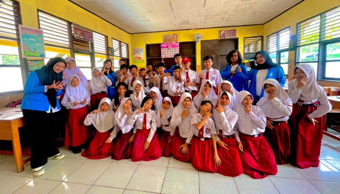 Mahasiswa UBSI Karawang Edukasi Siswa SD tentang Hak dan Tanggung Jawab