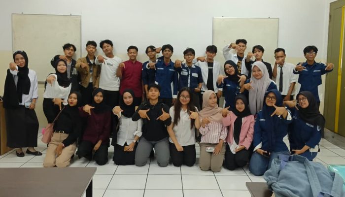 Study Club UI/UX HIMASI Perkuat Kemampuan Desain Mahasiswa