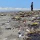 Limbah Hitam Diduga Oil Spill Cemari Pantai Pisangan Karawang