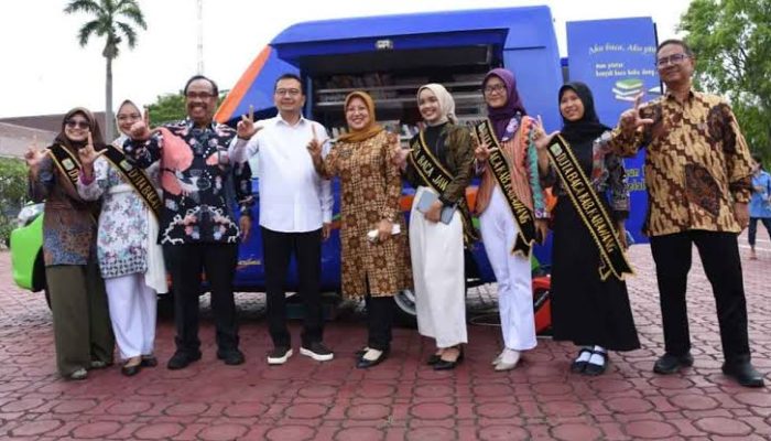 Pemkab Karawang Dorong Pojok Baca Hadir di Kafe