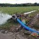 Pemkab Karawang Salurkan Pompa Air Atasi Kekeringan Sawah