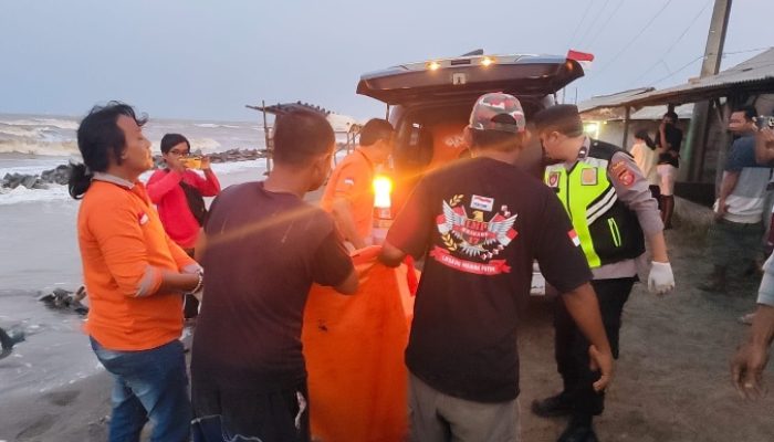 Polresta Karawang Serahkan Dua Jenazah Awak KM Anugrah Laut 3