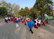 Senam Pagi Jadi Pembuka Aktivitas Belajar Siswa SDN Karang Indah